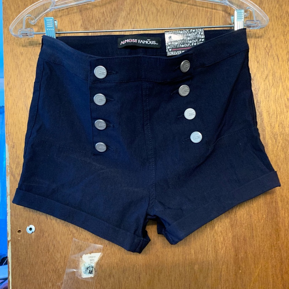 Almost Famous Stretchy Shorts, size 5-7